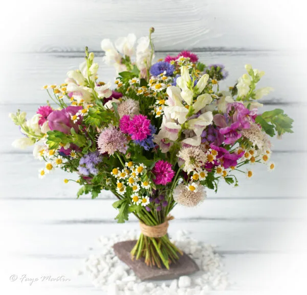 Florist's Choice Flower Arrangement - Image 6