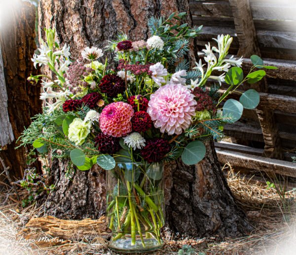 Grand Mountain Bouquet