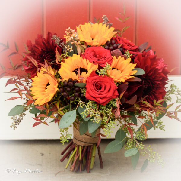 Florist's Choice Flower Arrangement - Image 7