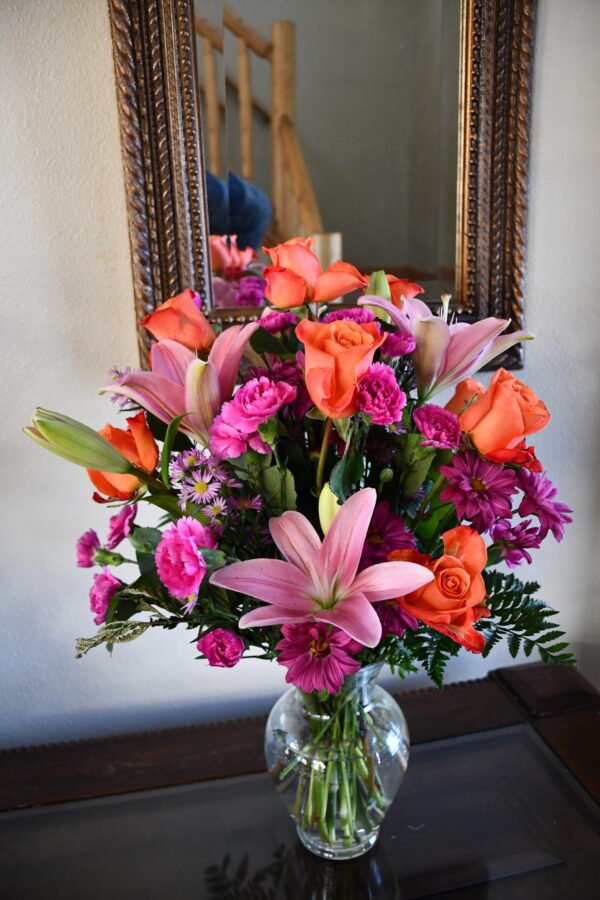 Florist's Choice Flower Arrangement - Image 10