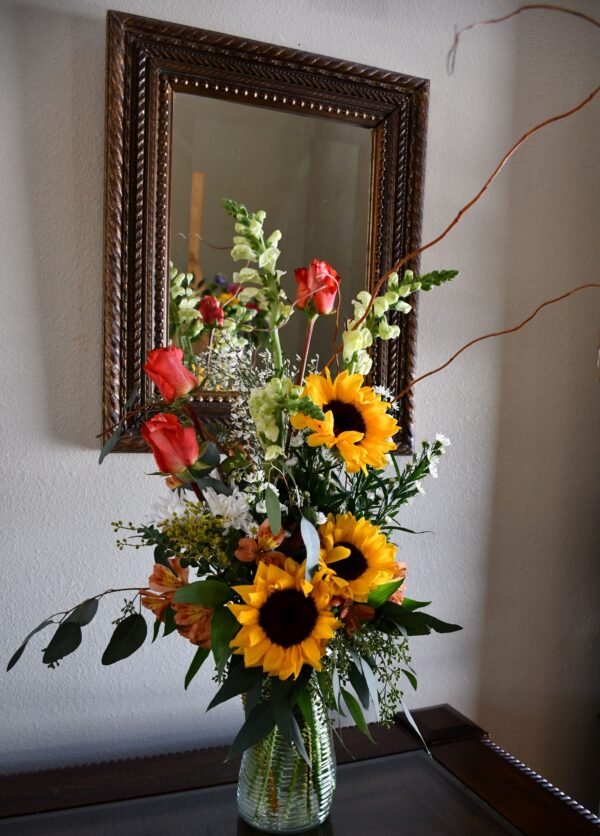 Irish Pot o' Gold Arrangement - Image 3