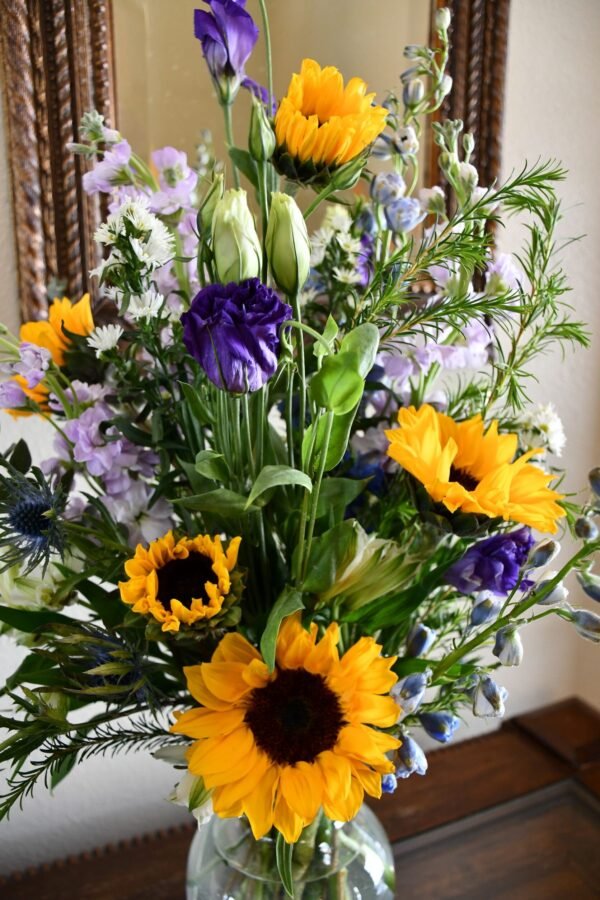 Lady Moon Sunflower Fields Bouquet - Image 9