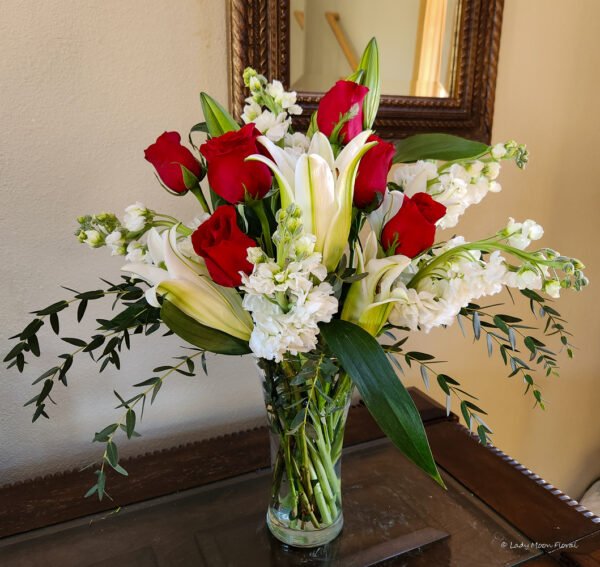 Christmas Glory Vase Floral Arrangement - Image 7