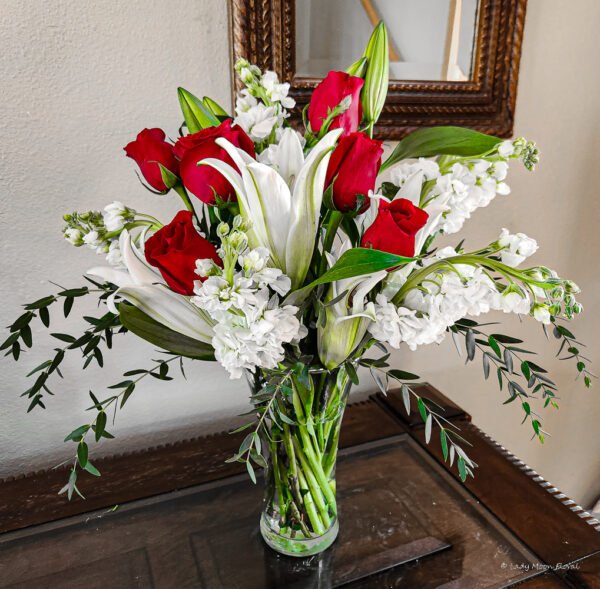 Christmas Glory Vase Floral Arrangement - Image 10